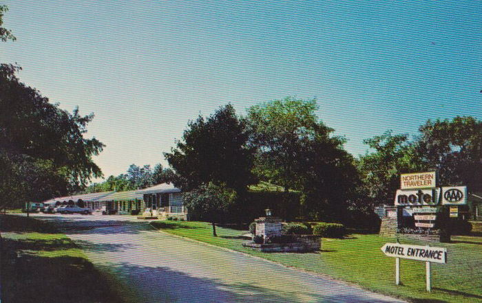 Northern Traveler Motel - Vintage Postcard (newer photo)